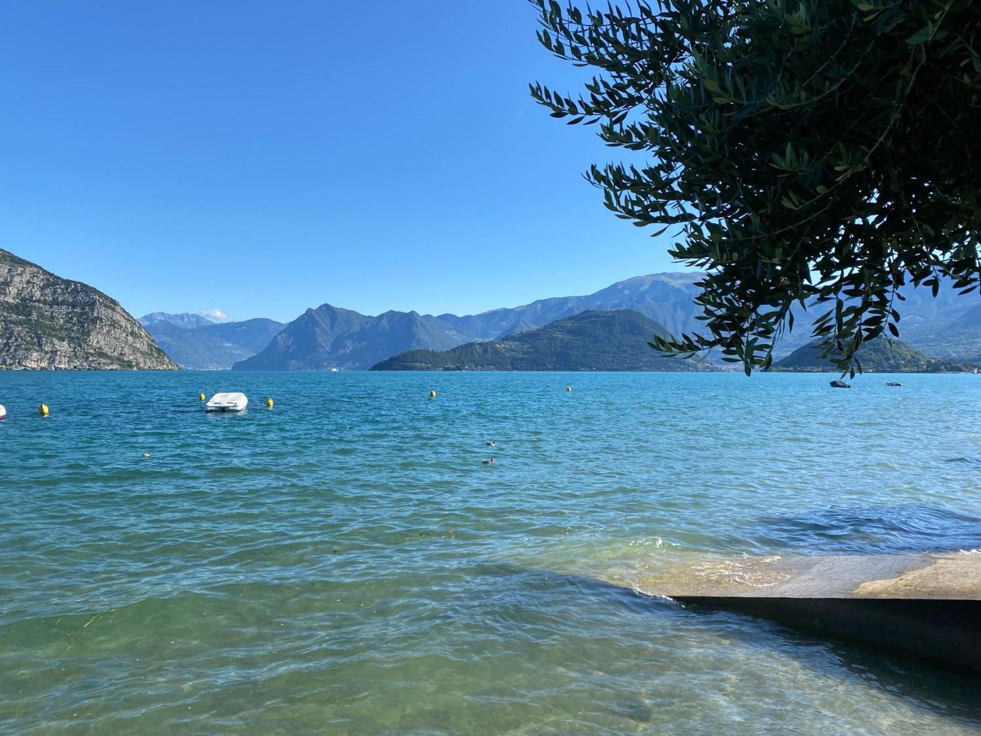 Holiday Home Punta D'Oro With Garden, Parking Place And Lake Access At 300 M Iseo Exterior foto