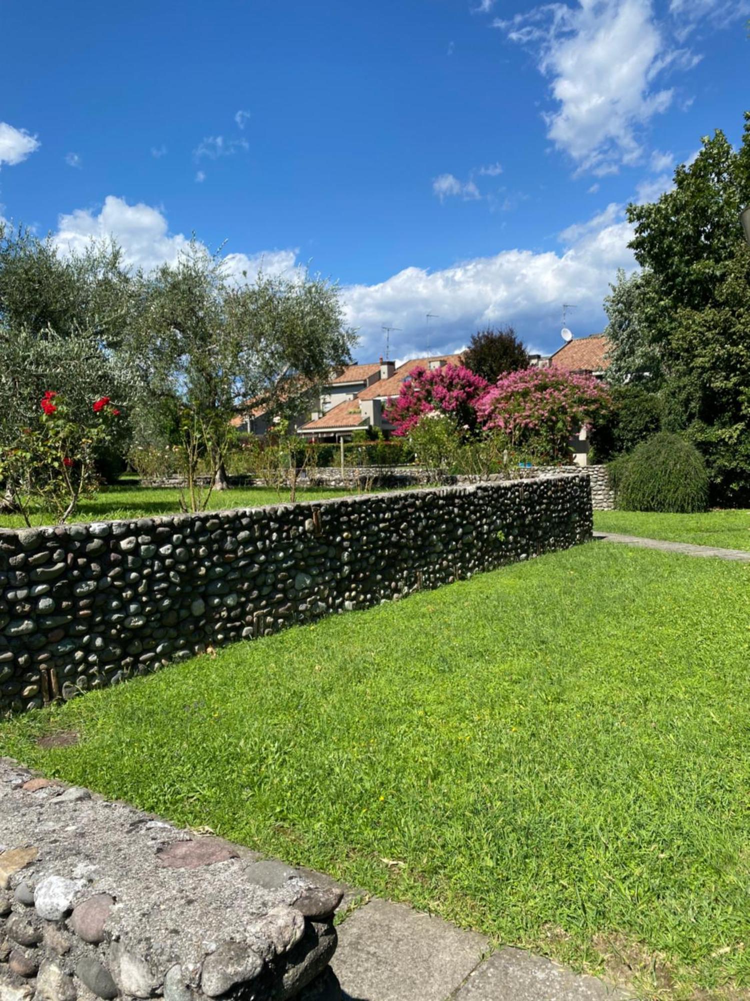 Holiday Home Punta D'Oro With Garden, Parking Place And Lake Access At 300 M Iseo Exterior foto